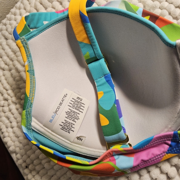 1NWOT Bleu Rod Beattie Colorful Floral Bikini Top Size 36D - Picture 4 of 6